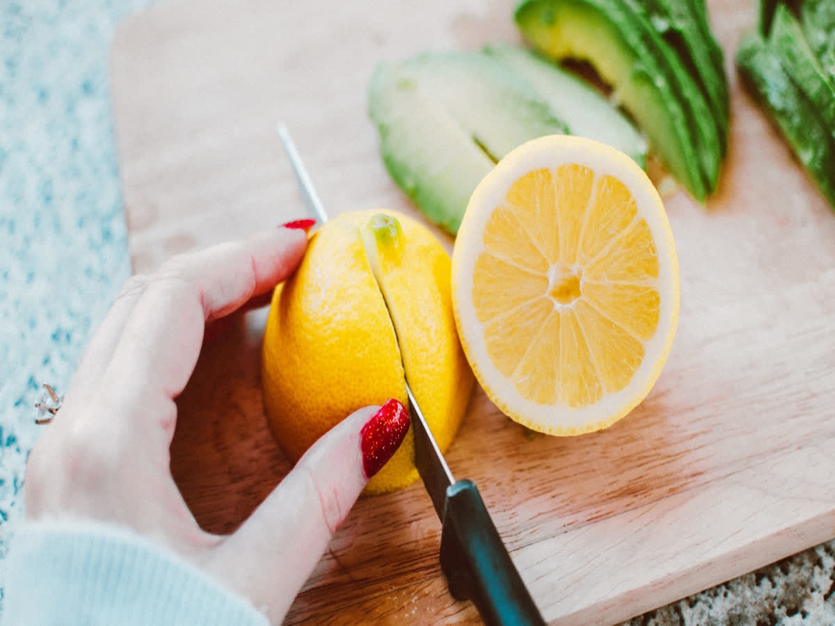 Cutting boards can produce microparticles when chopping veggies