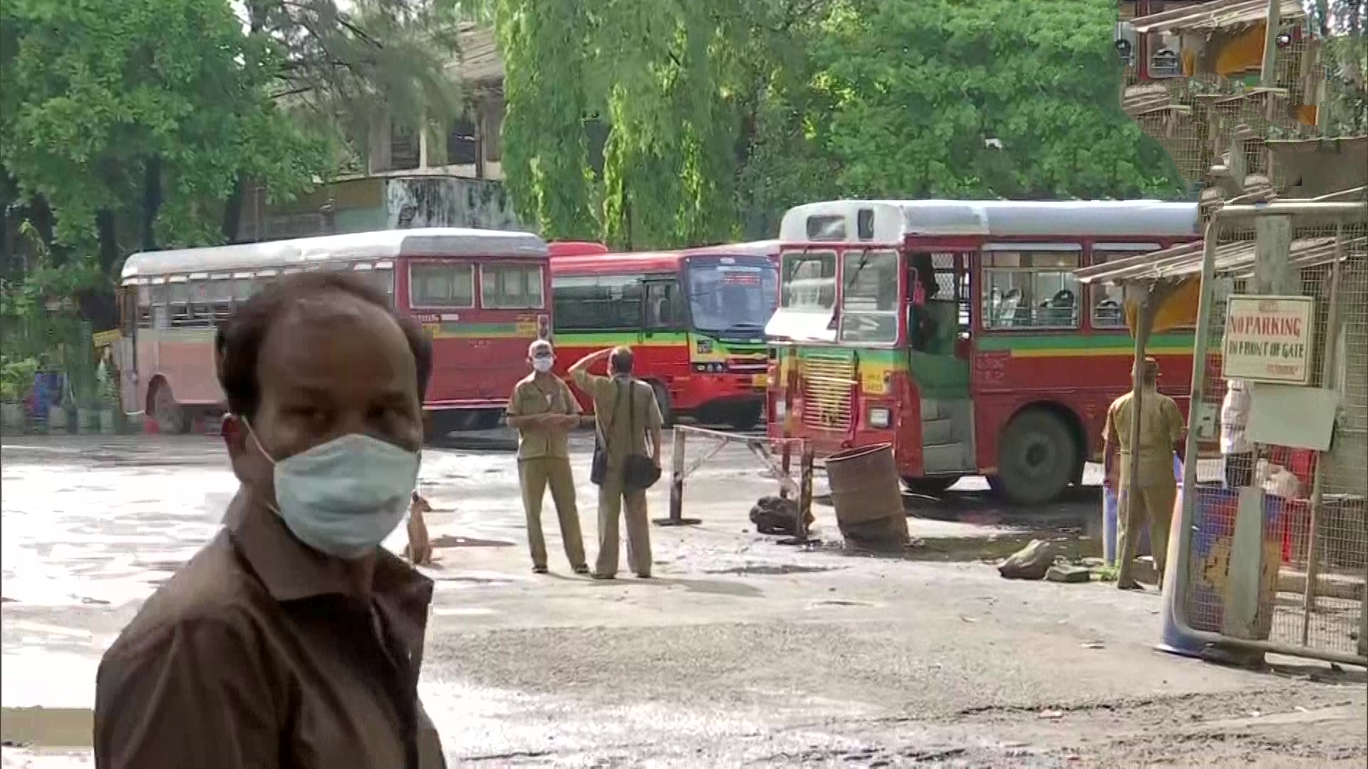 Bus services in Mumbai to resume