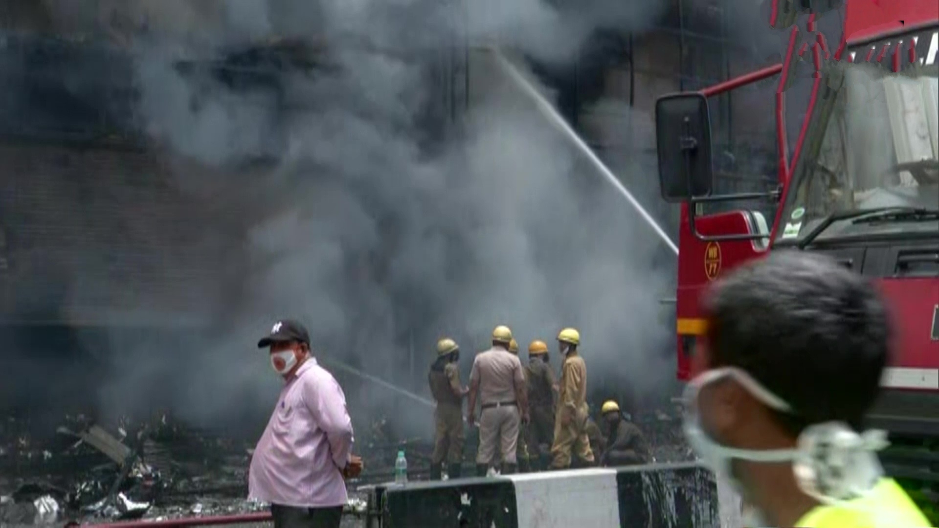 fire accident in delhi