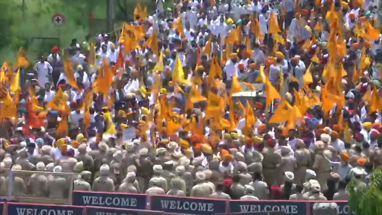 Shiromani Akali Dal (SAD) leaders hold a protest