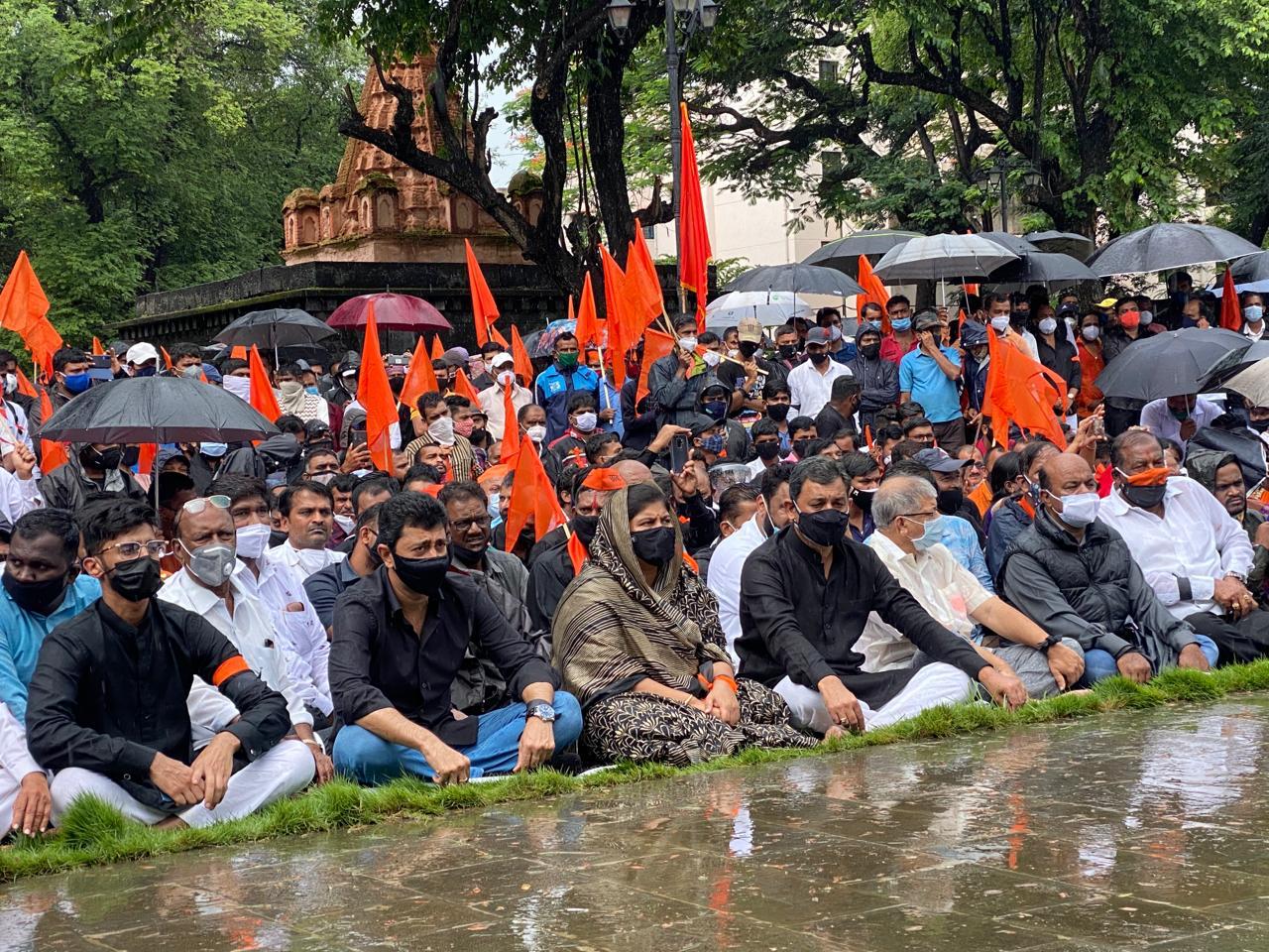 कोल्हापुरात मराठा मूक आंदोलन सुरू