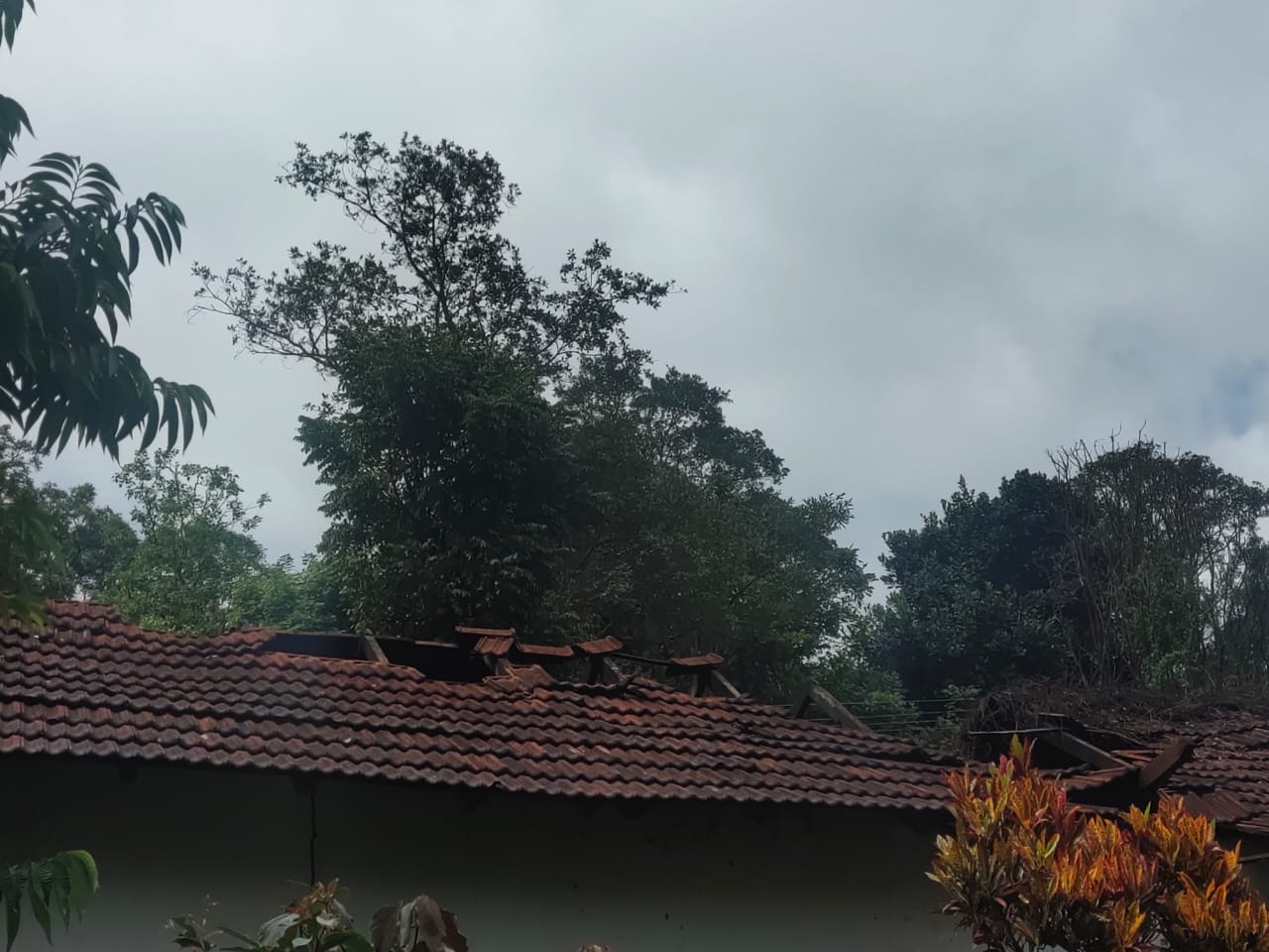 heavy-rains-in-kodagu-landslide-life-threatening-chaos