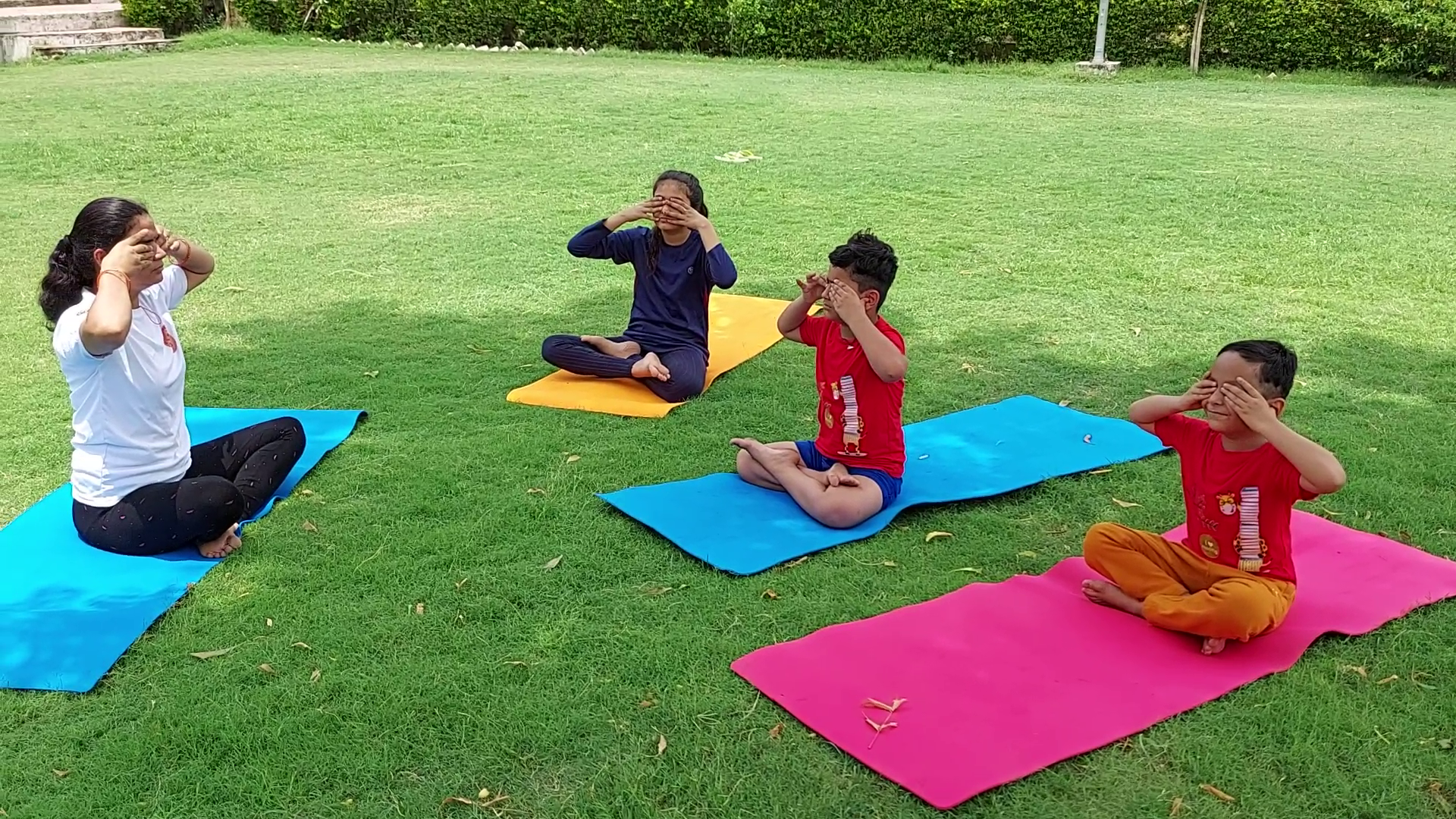 beneficial is yoga for children, yoga for kids, kids how to do yoga