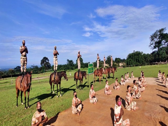 Indo-Tibetan Border Police  performs Yoga