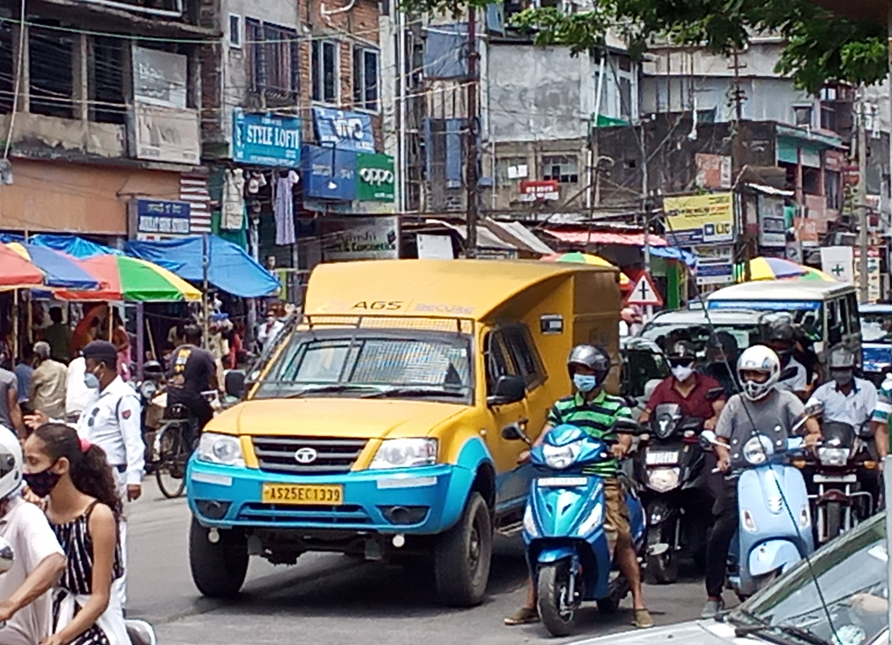 যোৰহাটত ক’ভিড প্ৰট’কল উঠিল ধোঁৱাচাঙত