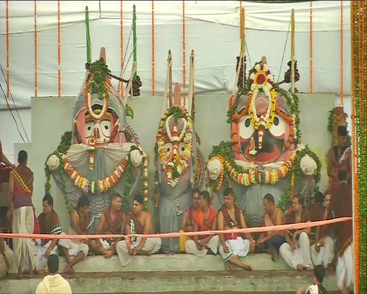 Grand bathing festival of Lord Jagannath held in Puri