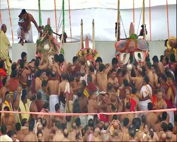 Grand bathing festival of Lord Jagannath held in Puri