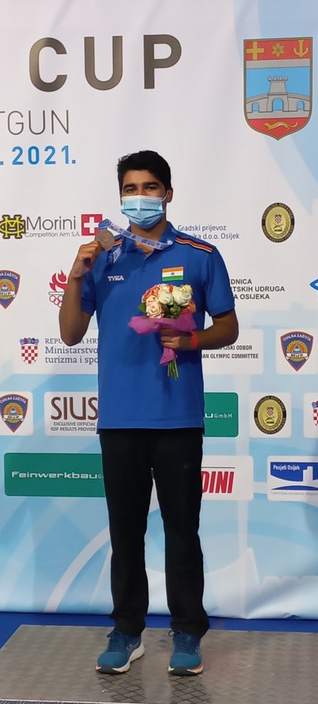 ISSF World Cup: Indian women's team win bronze in 10m air pistol event