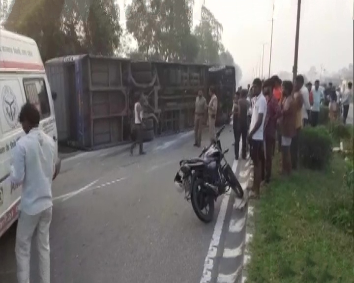 uttarpradesh-moradabad-road-accident-six-died