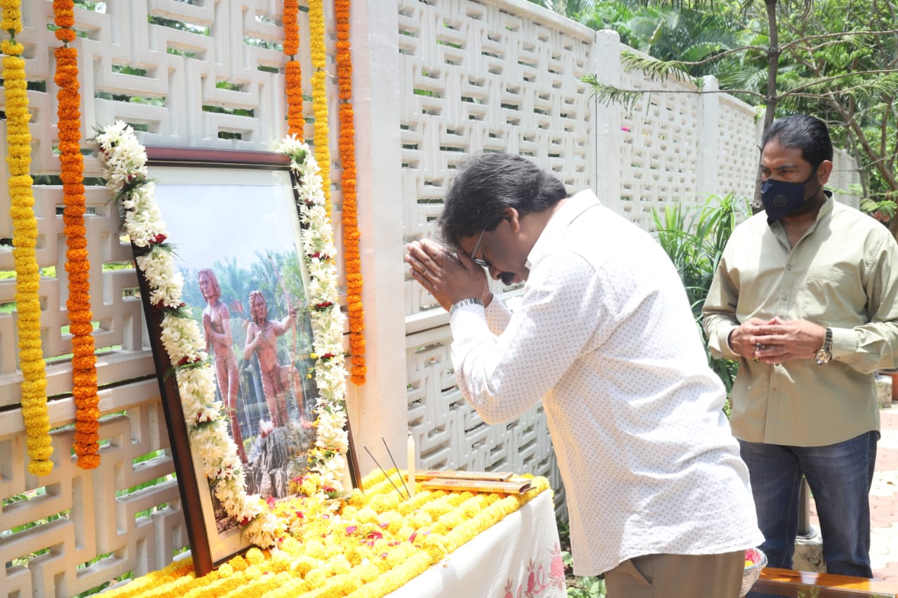 CM Hemant Soren paid tribute on Hull Day