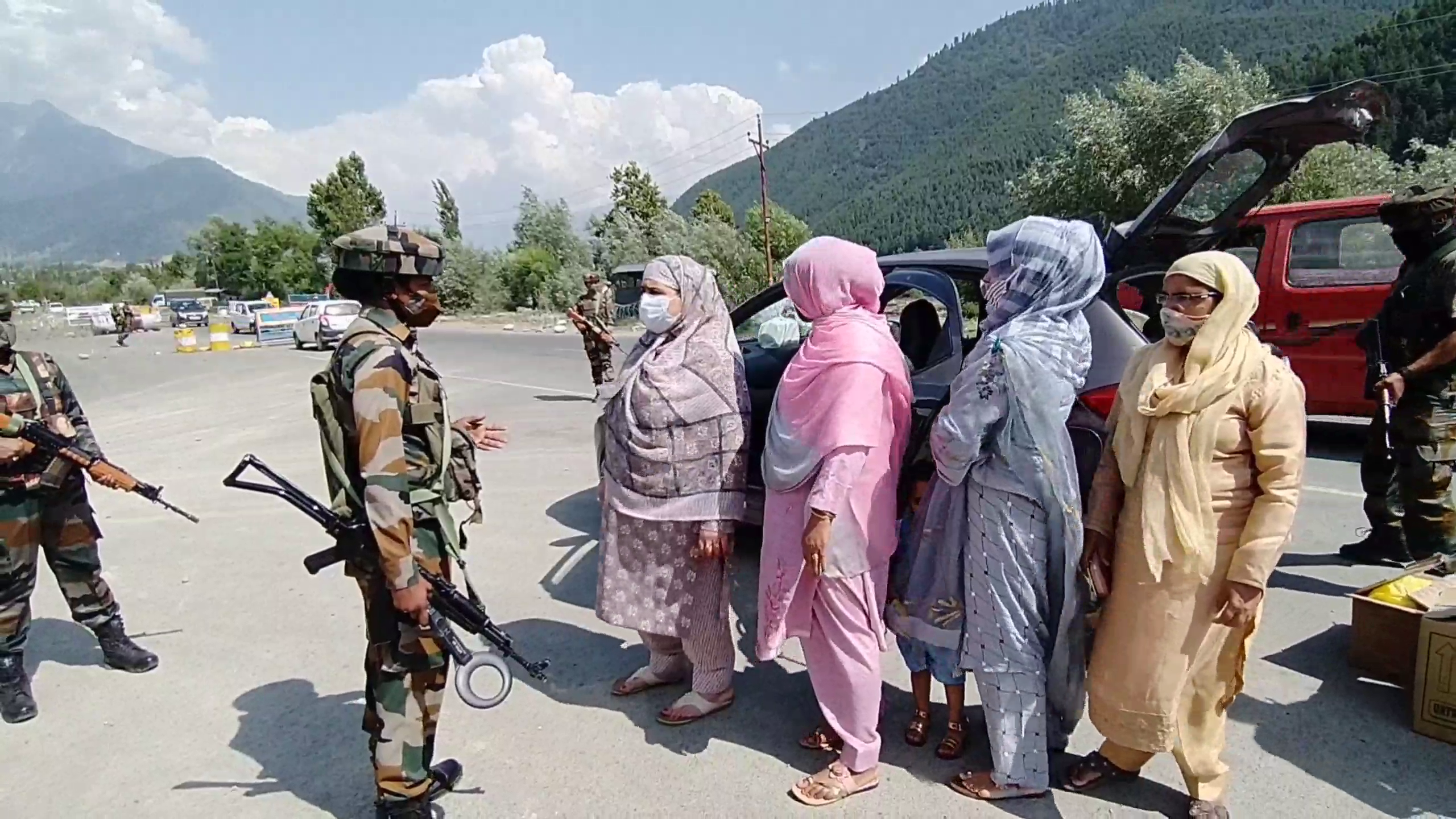 Women soldiers