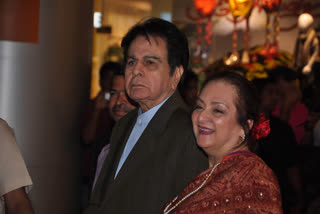 dilip kumar with saira banu