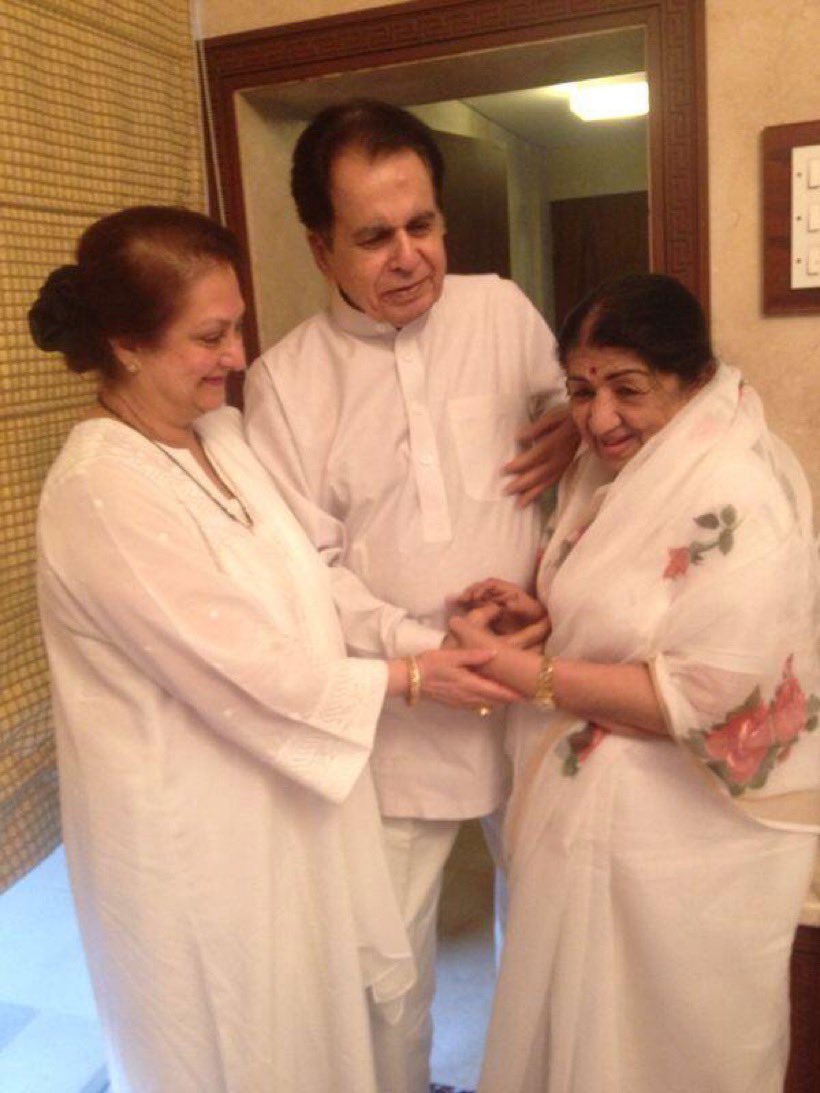 dilip kumar pair with latha mangeshkar