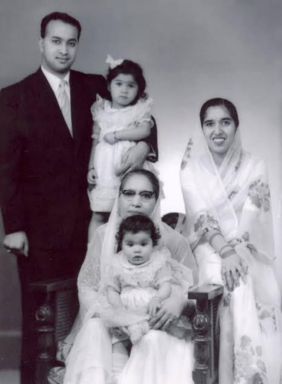वीरभद्र सिंह का परिवार