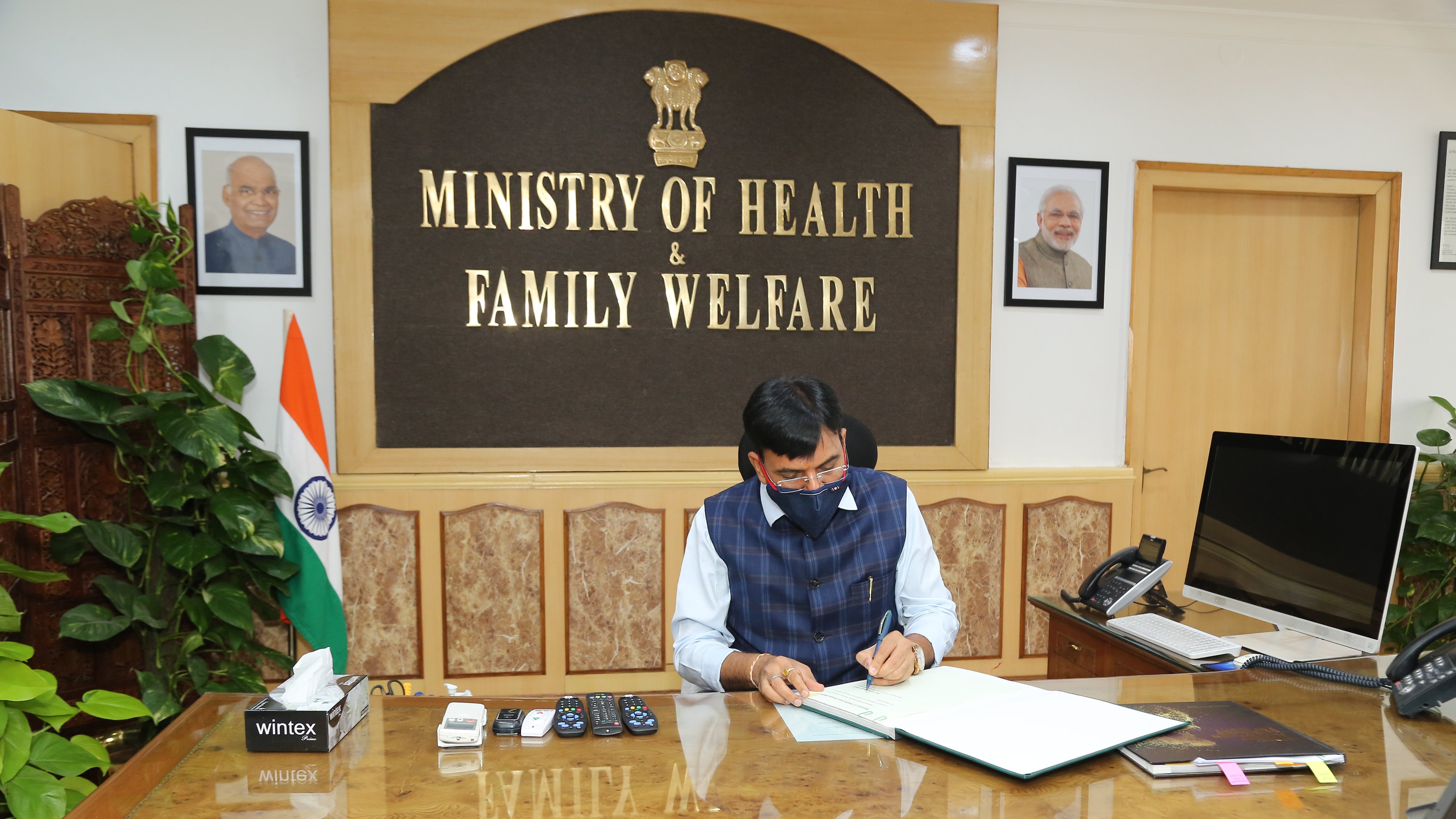 Mansukh Mandaviya takes charge as the Minister of Health and Family Welfare