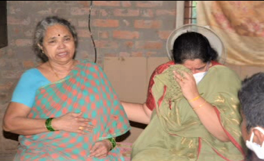 minister satyavathi rathod emotional at bangaru thanda