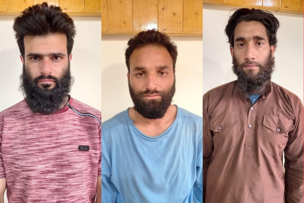 nia raids continue in kashmir for second day three detained