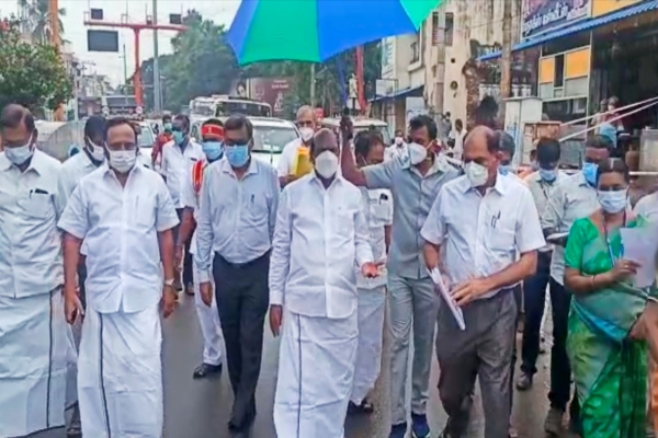 முள்ளுவாடி கேட் மேம்பாலப் பணி ஆய்வில் ஈடுபட்ட அமைச்சர் எ.வ.வேலு