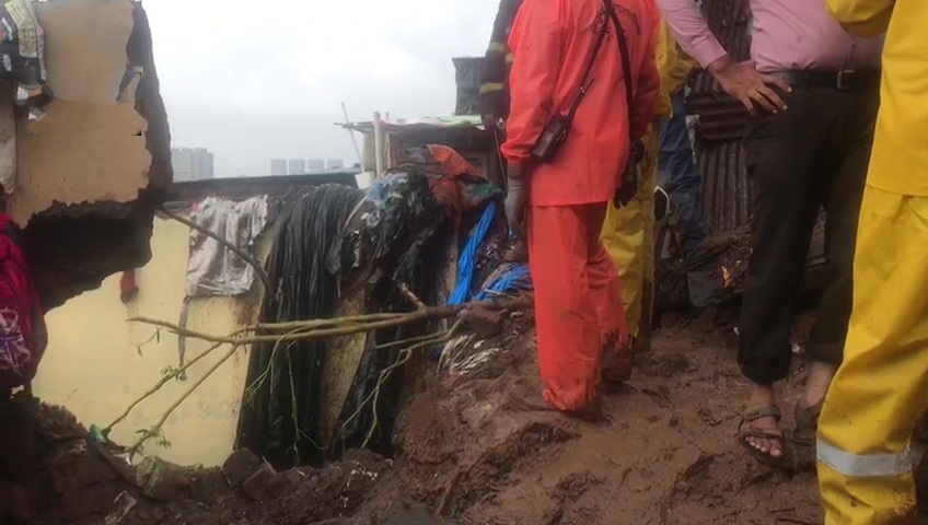 building collapse in Mumbai's Vikroli