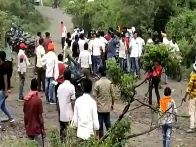 video of clash between two groups in dhanbad turns viral