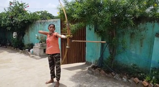 Gudiya practicing archery