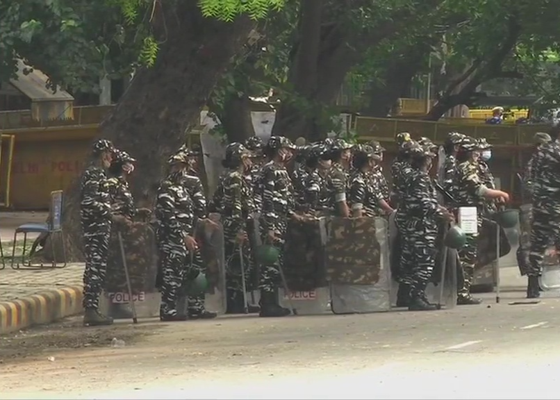 Heavy security deployment at National Capital Delhi in view of farmer protest against at Jantar Mantar