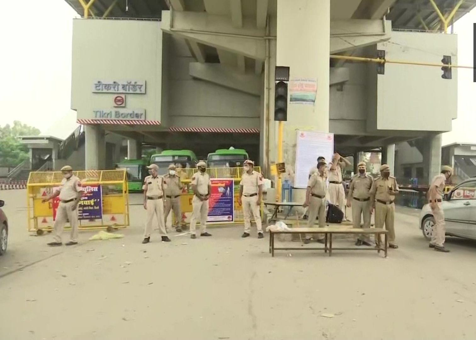 Heavy security deployment at National Capital Delhi in view of farmer protest against at Jantar Mantar