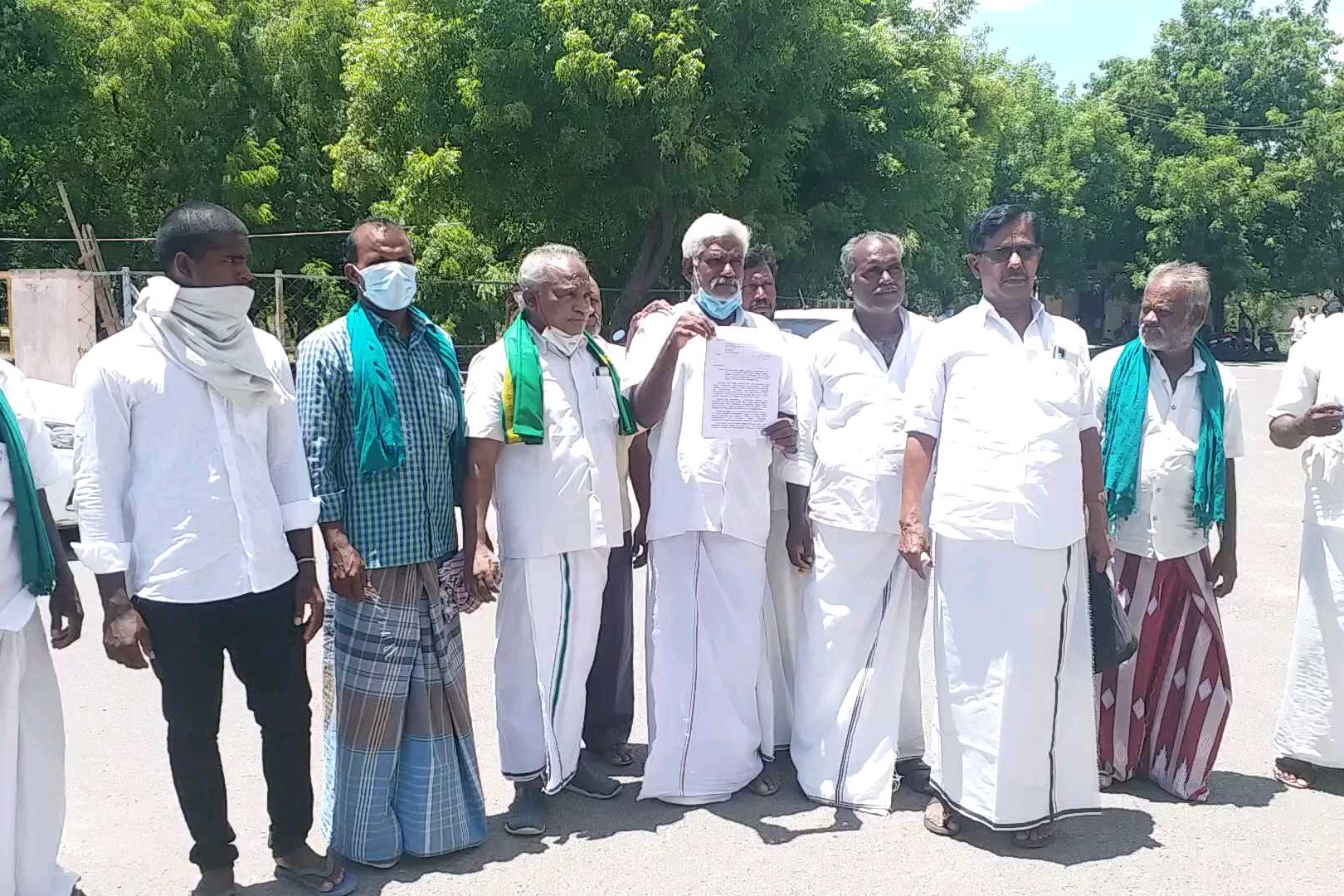 milk producers gave petition to perambalur collector
