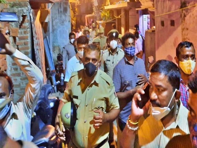 Bangalore City Police raid 63 rowdy sheeters house