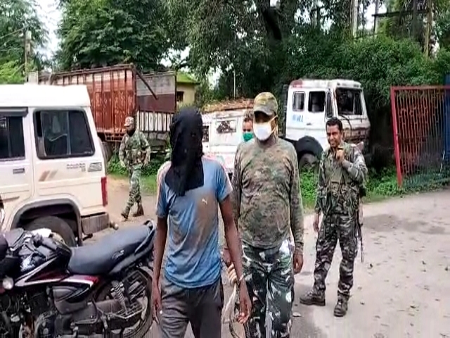 husband arrested for murdering wife in gumla