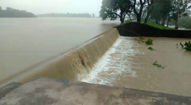 red-alert-for-heavy-rainfall-in-mp