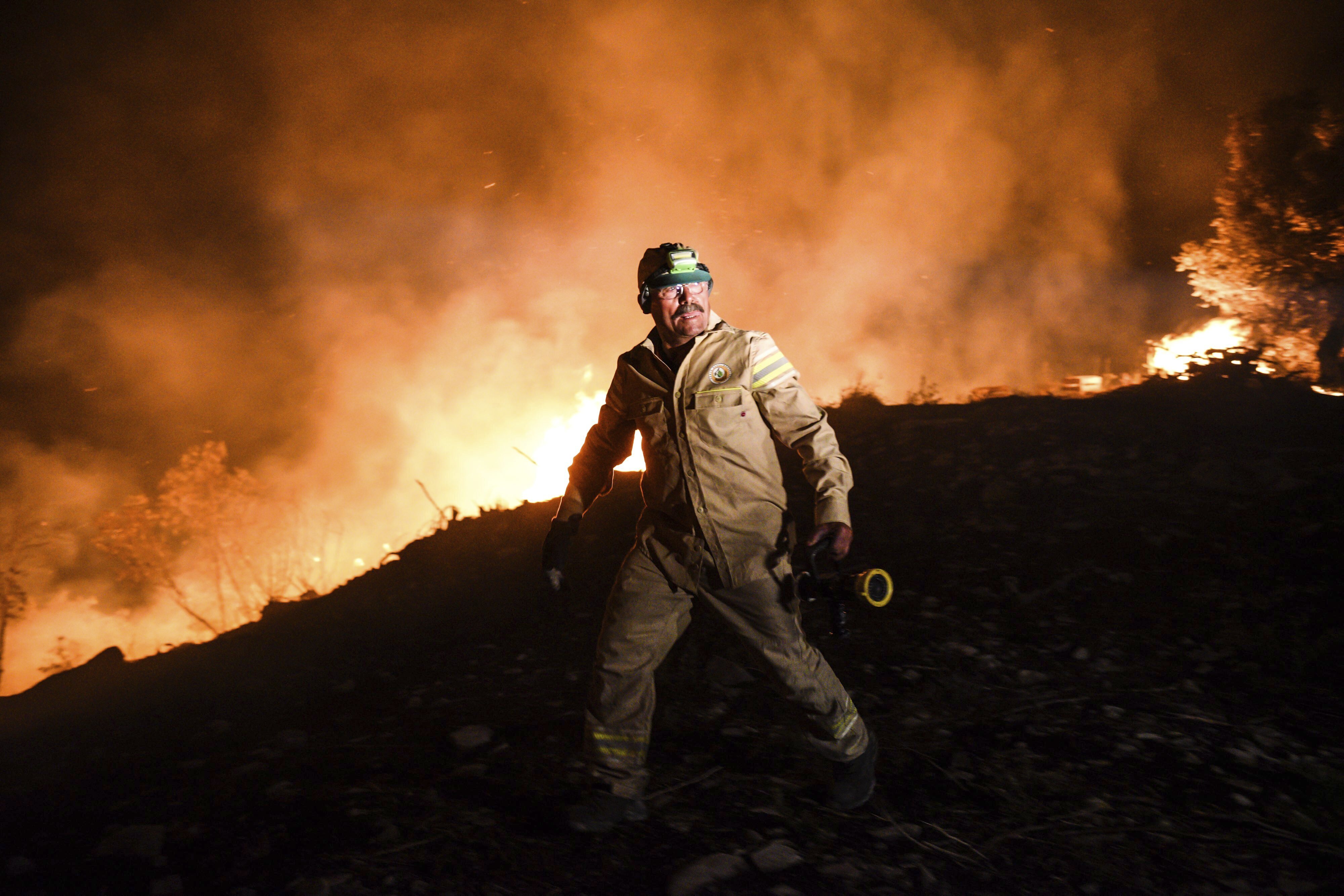 firefighter rescue in turkey