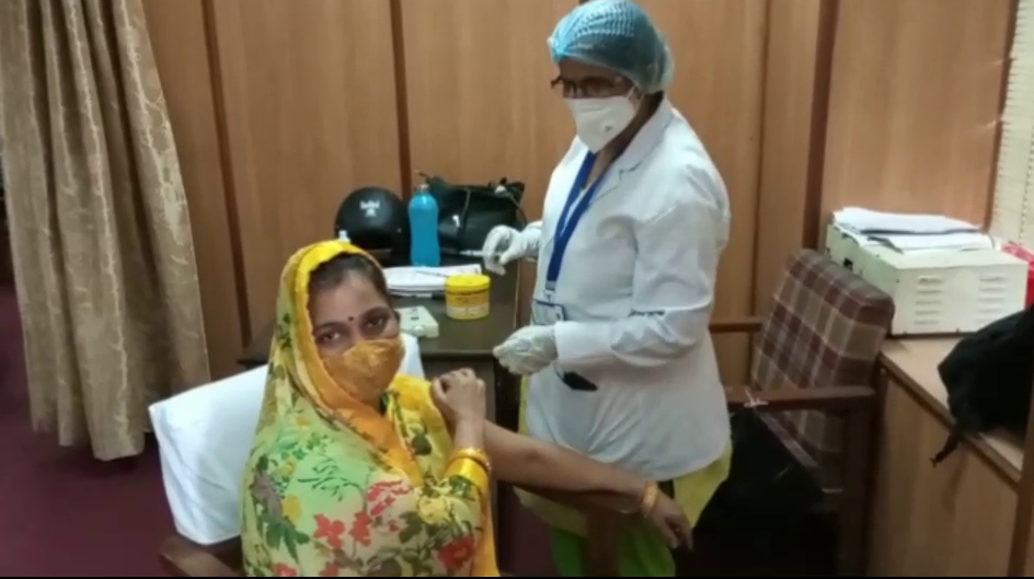 राजस्थान में Vaccine Politics