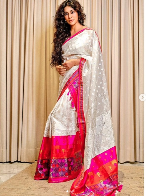 CHITRANGDA SINGH DONS MEKHELA CHADAR ON NATIONAL HANDLOOM DAY