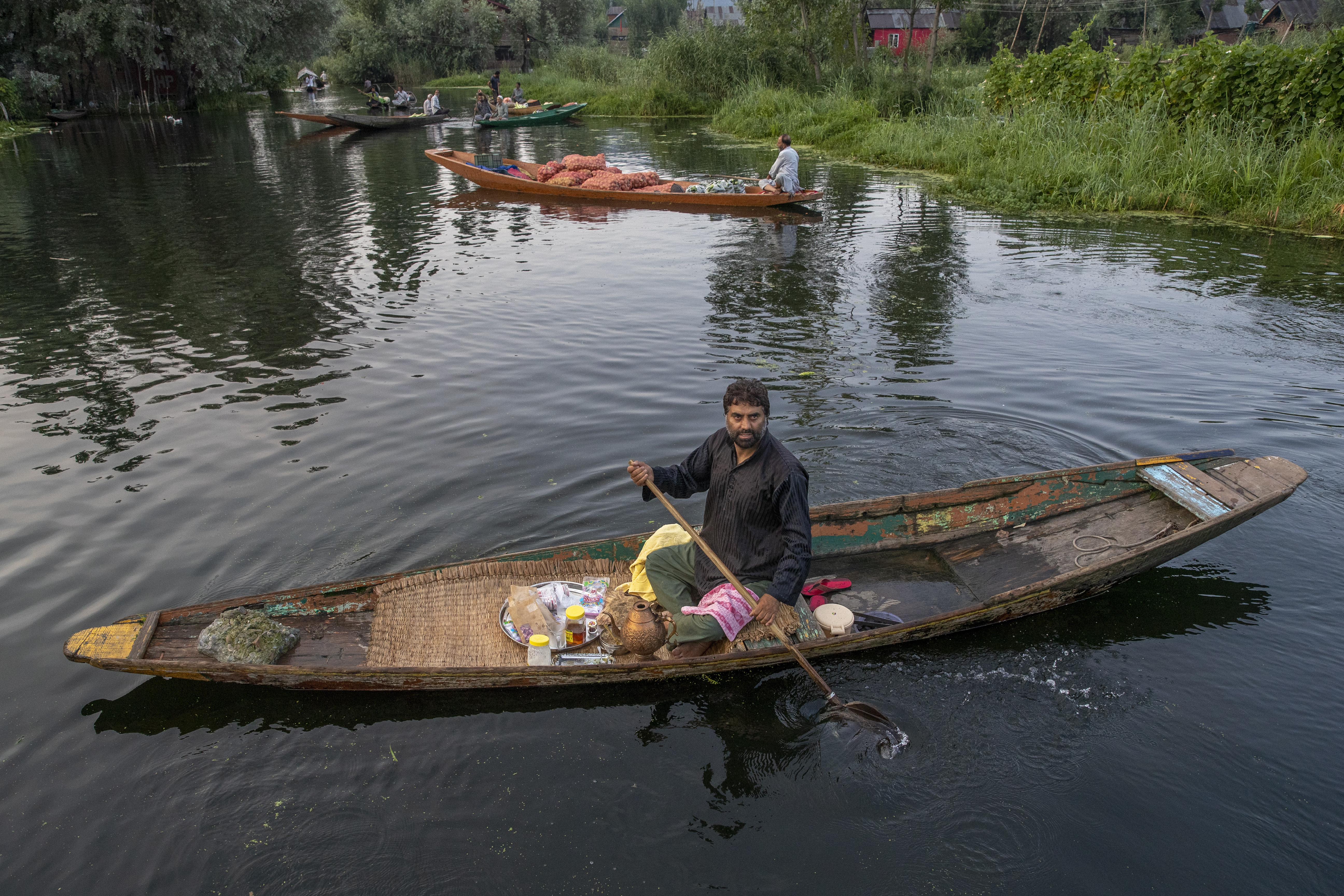 kashmir floating vegetable market