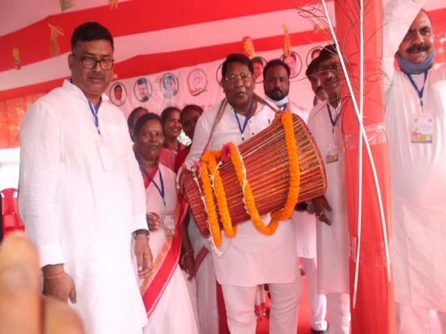 cultural program organised in ranchi on world tribal day