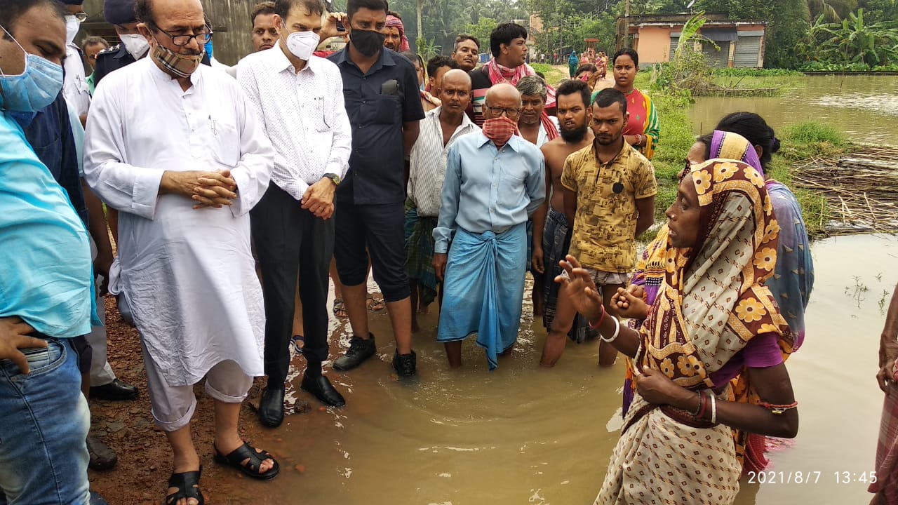 مغربی بنگال کے چار اضلاع میں سیلابی صورتحال میں بہتری آئی