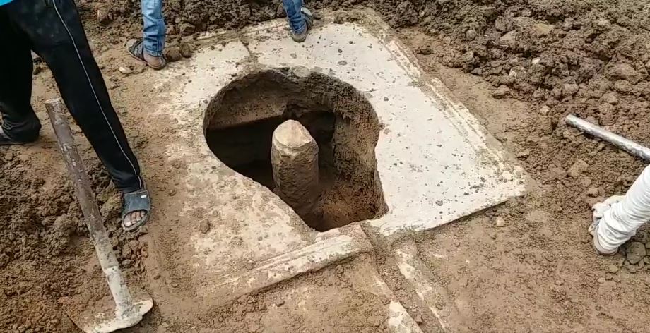 shivling found in excavation