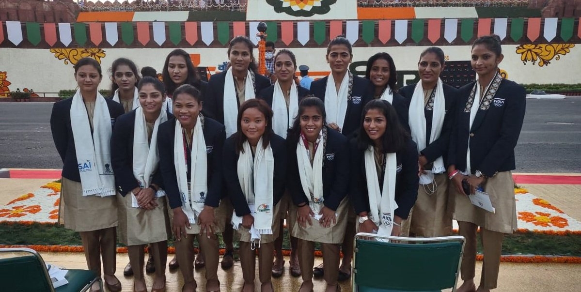 hockey womans team at redfort celebrations