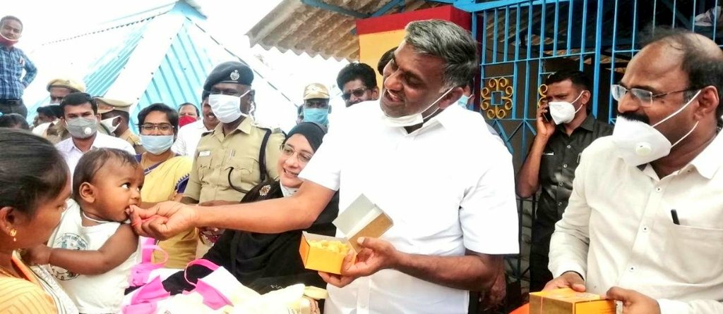 முன்னாள் அமைச்சர் கே.சி வீரமணி மீது சொத்து குவிப்பு புகார்