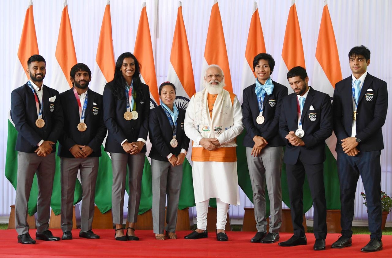 pm modi olympic players summit video