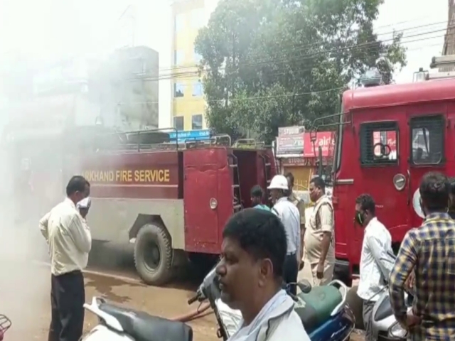 fire in annapurna electric warehouse of ranchi