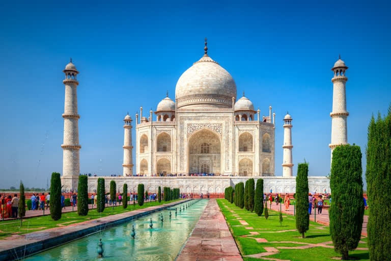 Taj mahal to reopen for night viewing