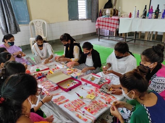 rakhi, raksha bandhan, brother and sister, brotherhood, siblings, Indian festival, festival, culture, पर्यावरण संरक्षण, eco friendly, sustainable rakhi