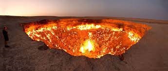 JANA NAJANA: burning for 40 years the gates of hell of turkmenistan