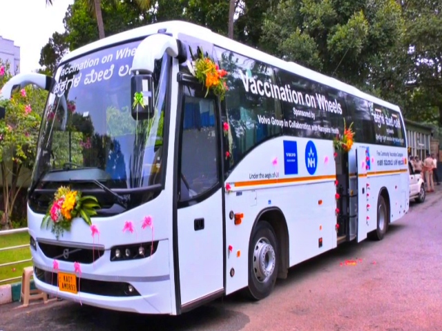 CM Basavaraj Bommai inaugurates Vaccine on vehicles in Bangalore