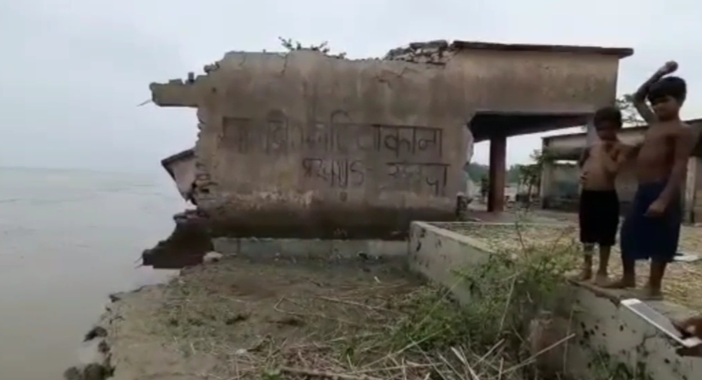 Government school and several houses submerged at Ganga River in Sahibganj