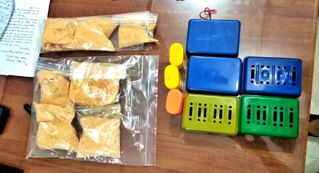 drugs peddler arrest with drugs