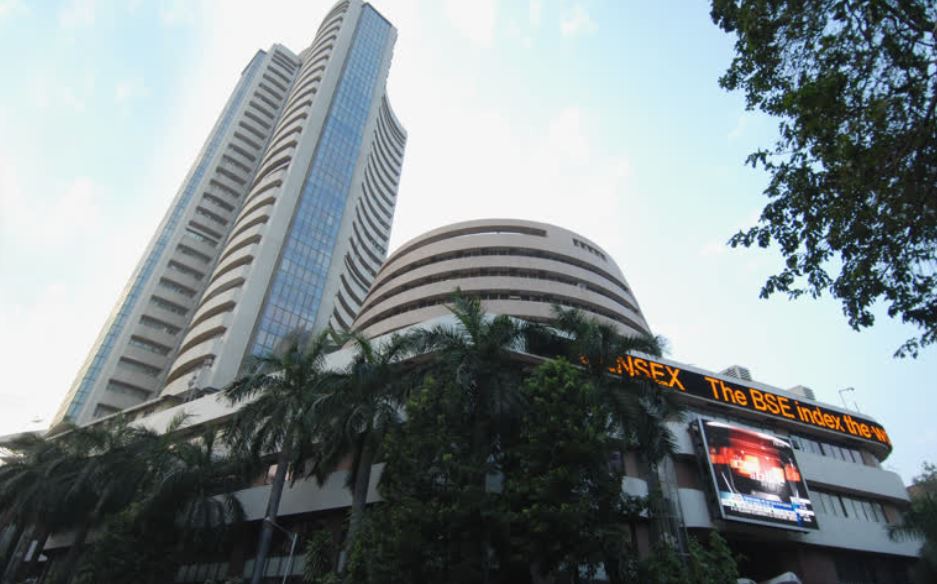 Sensex ends above 58100