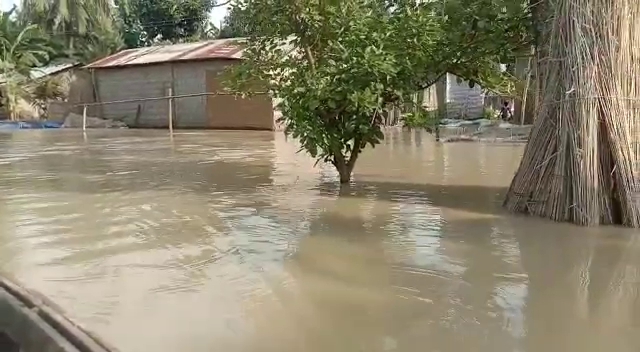 Flood situation in Lowkhowa